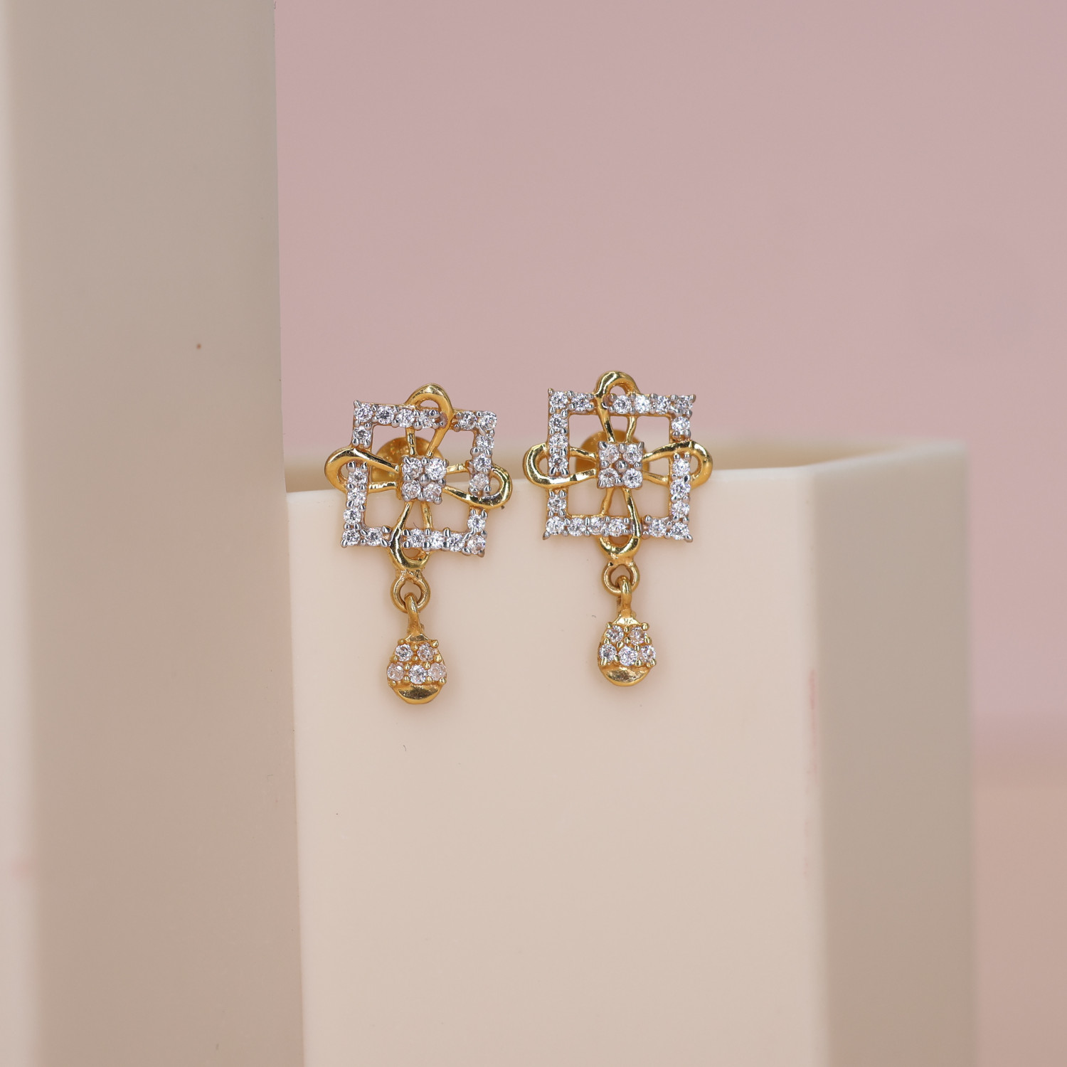 22 KARAT  Earring 