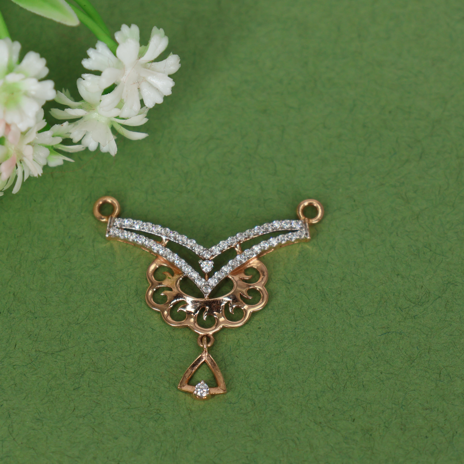 Delica Mangalsutra Pendant