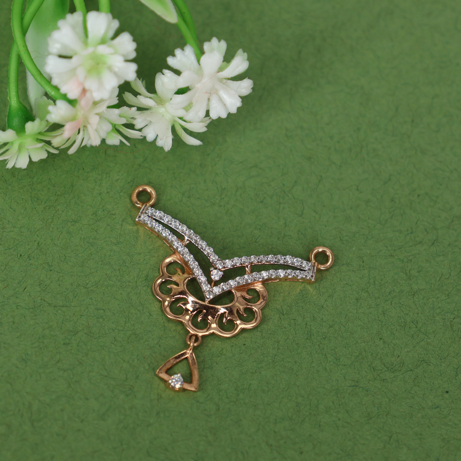 Delica Mangalsutra Pendant