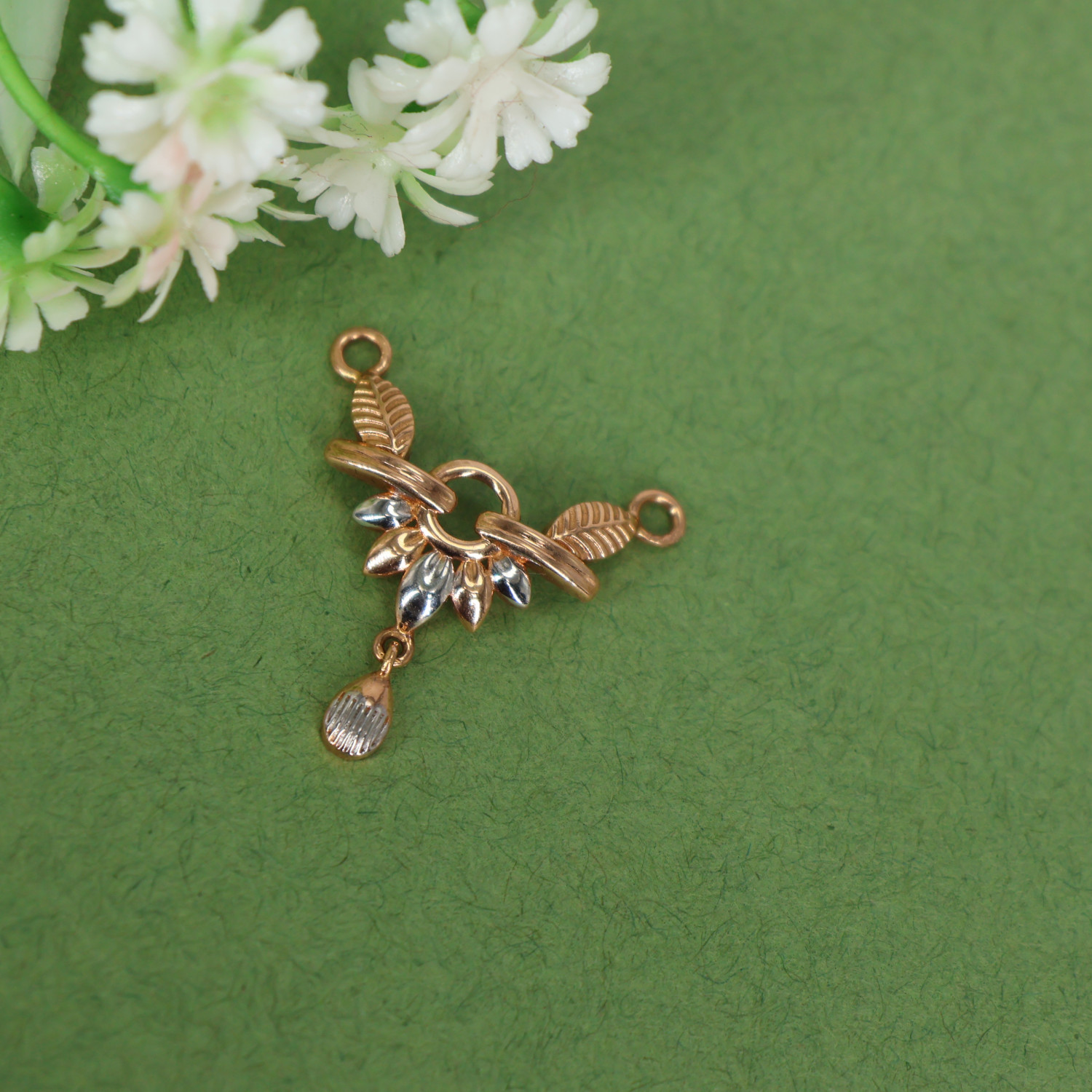 Delica Mangalsutra Pendant