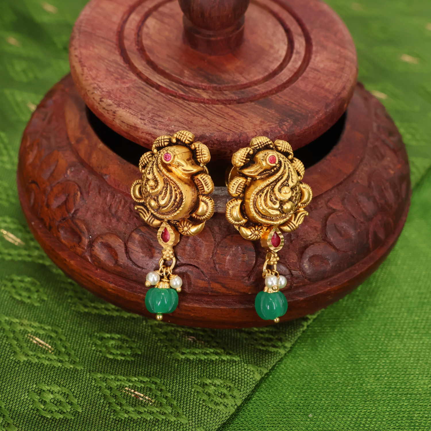  Necklace Earring 