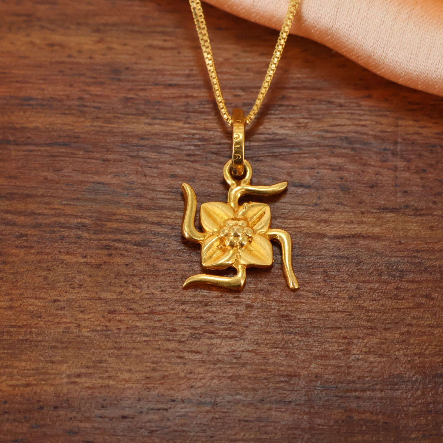 Pendant