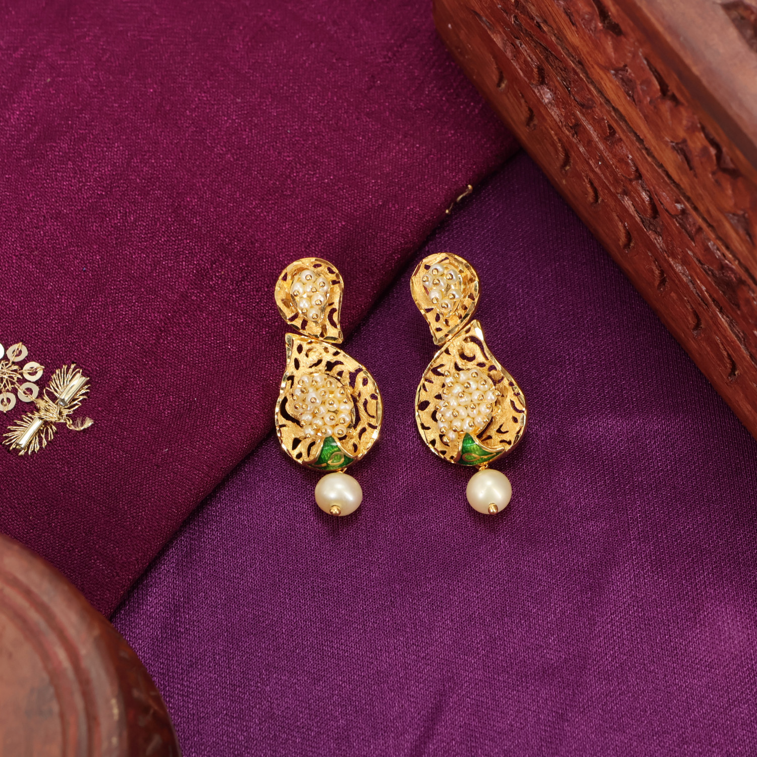  Pendant Set 