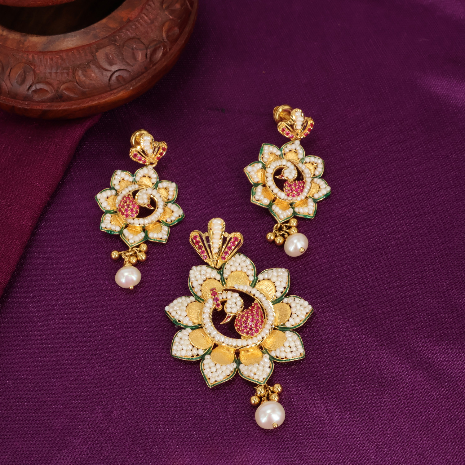  Pendant Set 