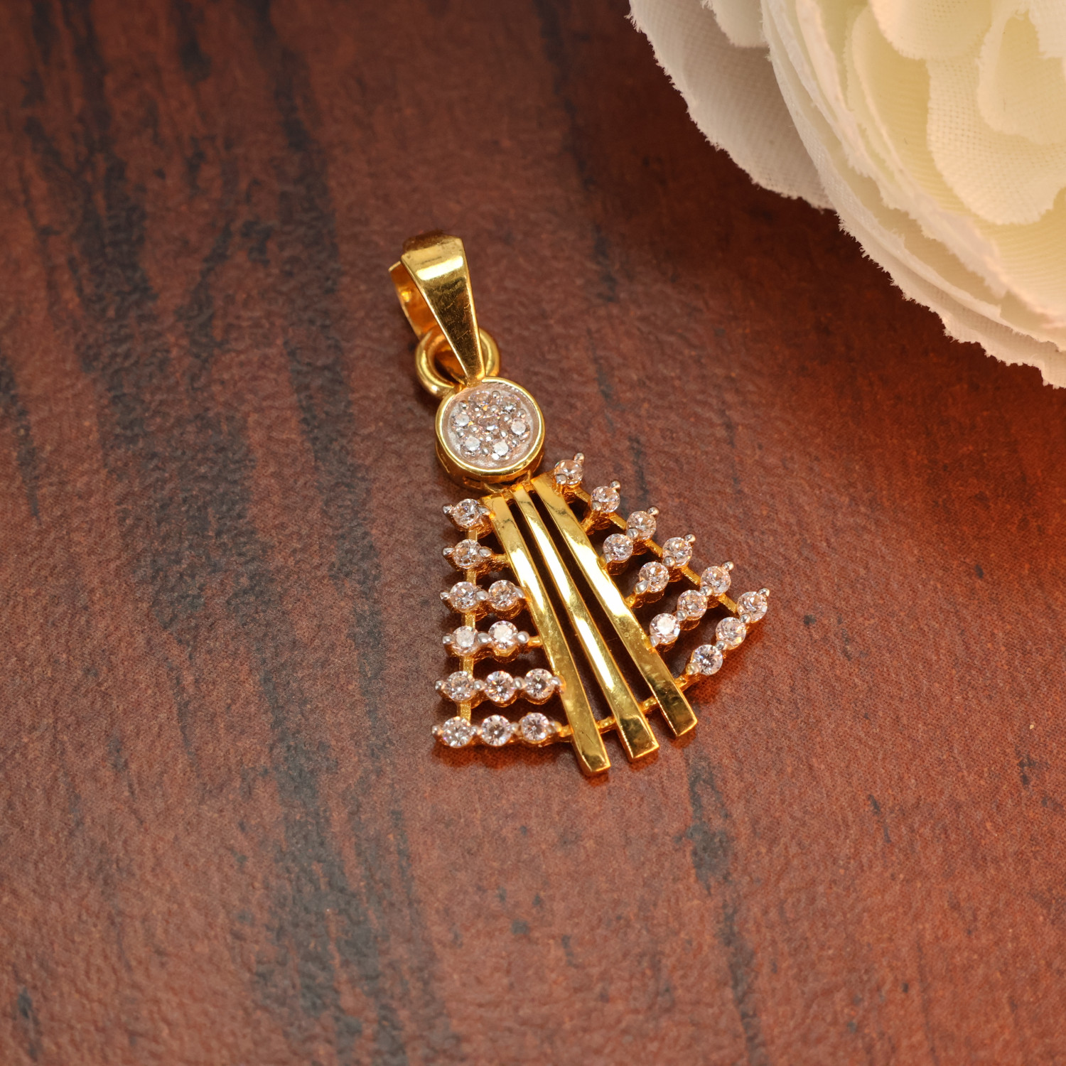 Pendant set