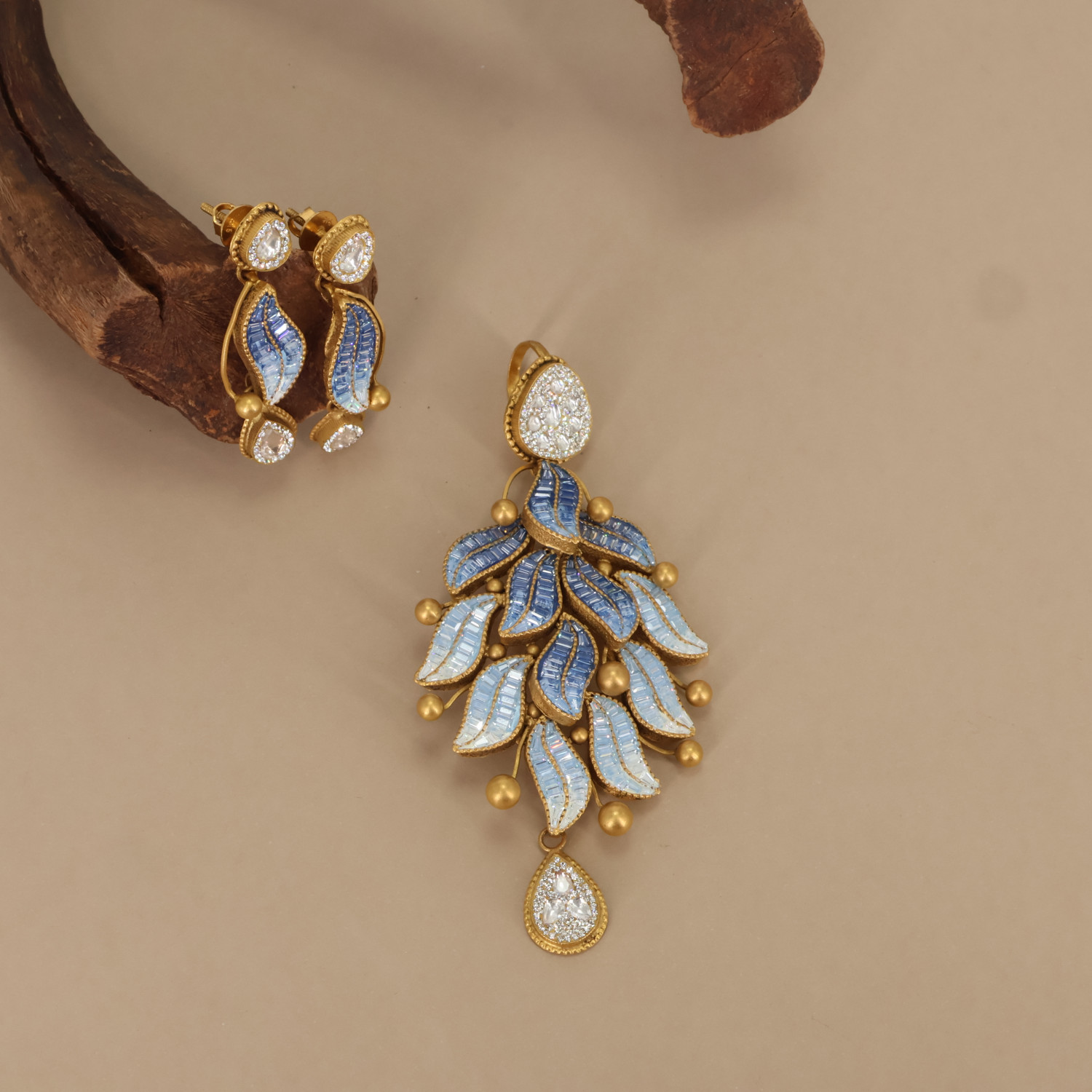  Pendant Set 