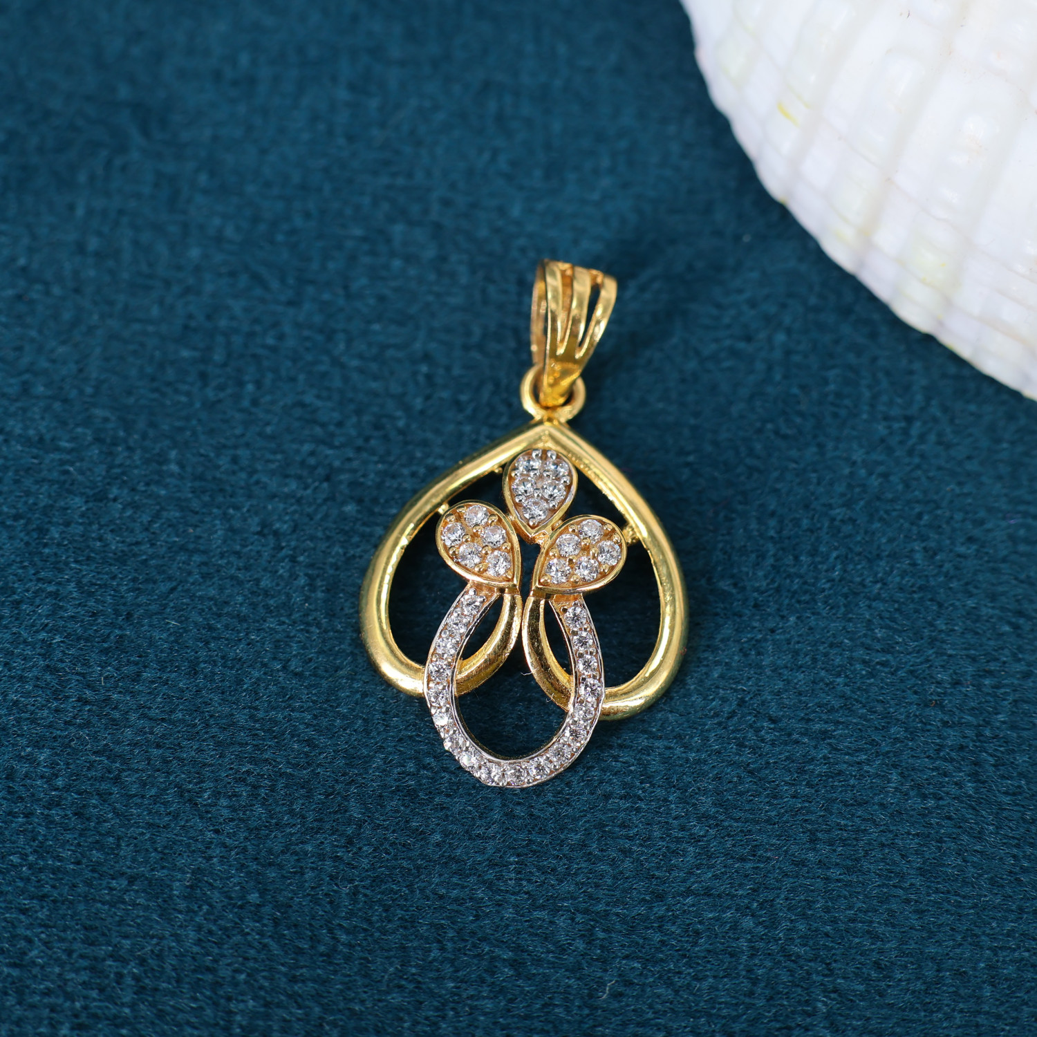 Pendant Set