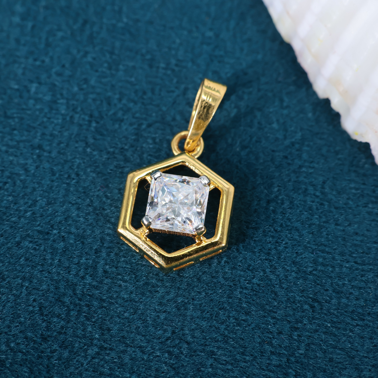 Pendant Set