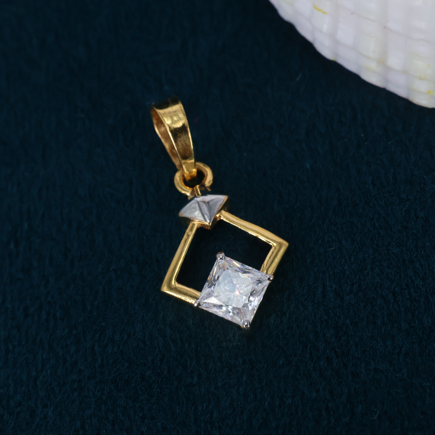 Pendant Set