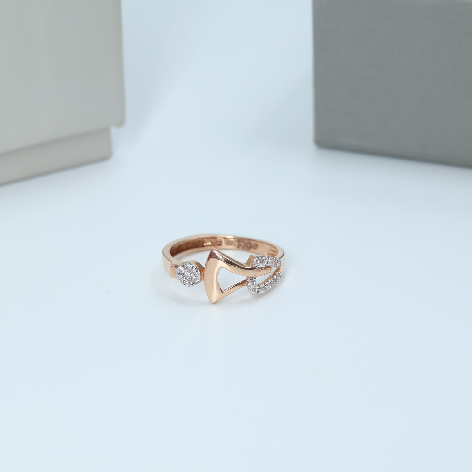 Delica Ring