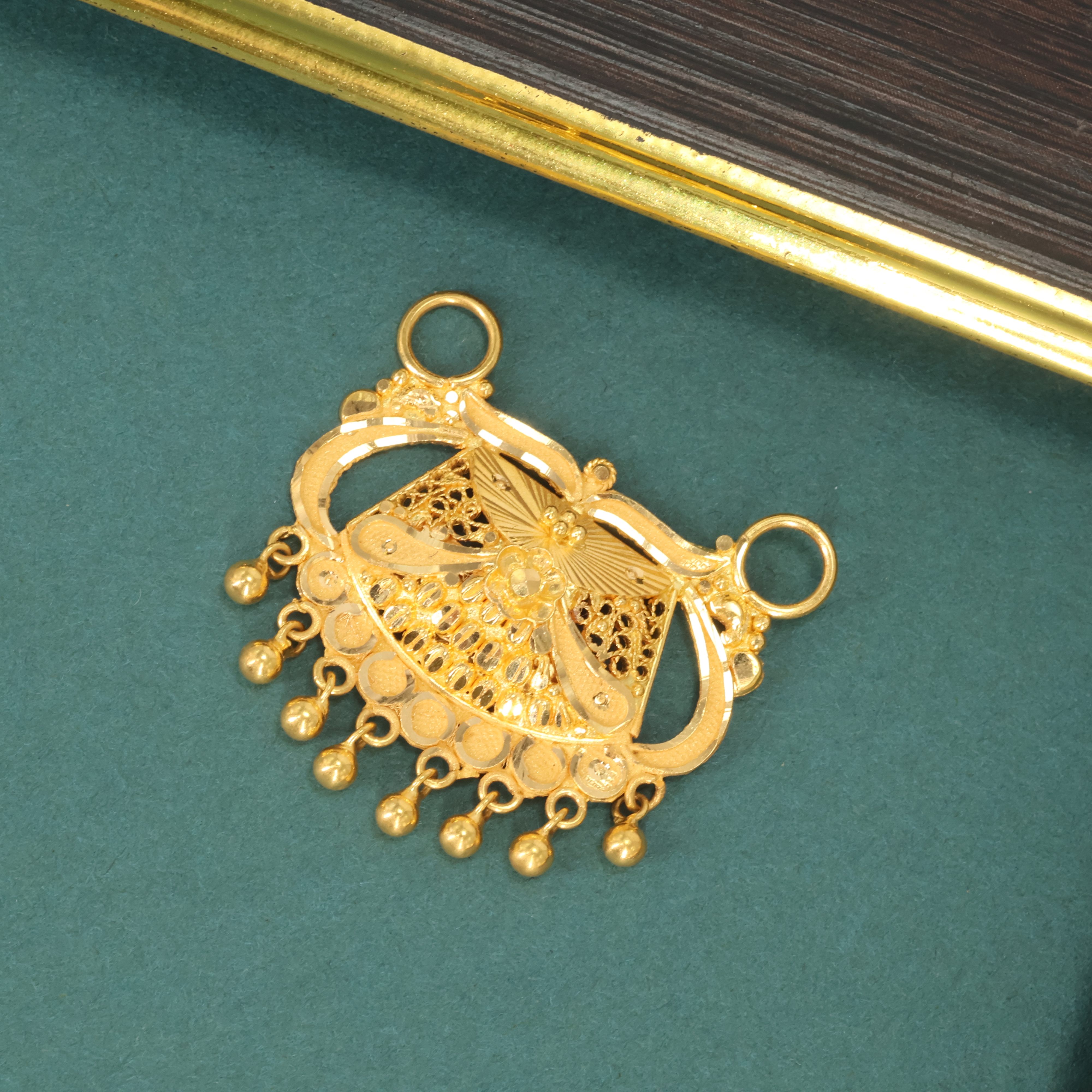 Mangalsutra Pendant