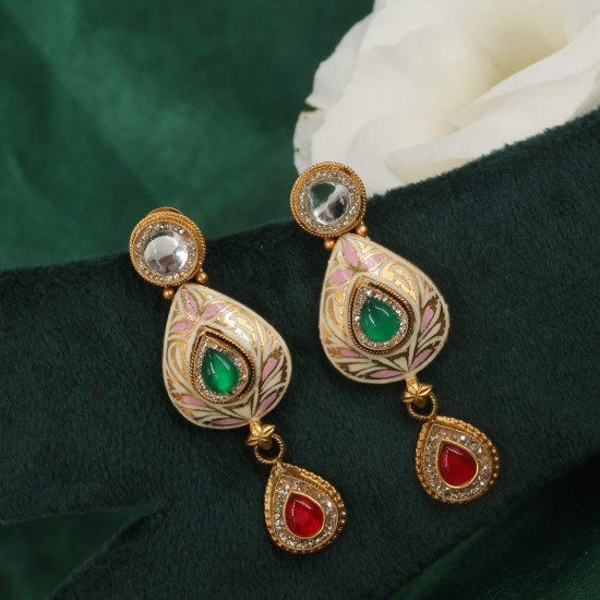 Earring 