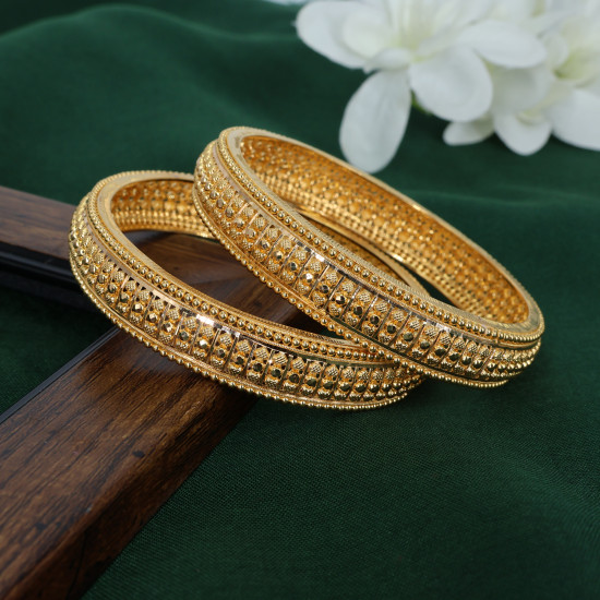  Bangles