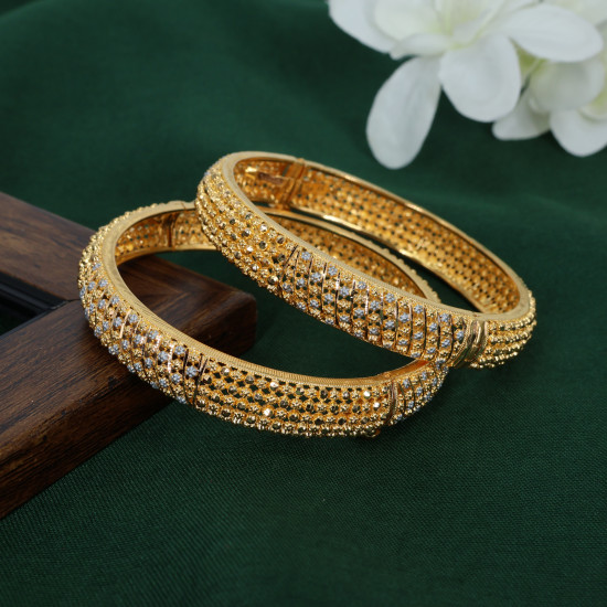  Bangles