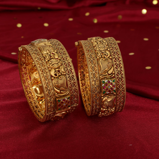  Bangles
