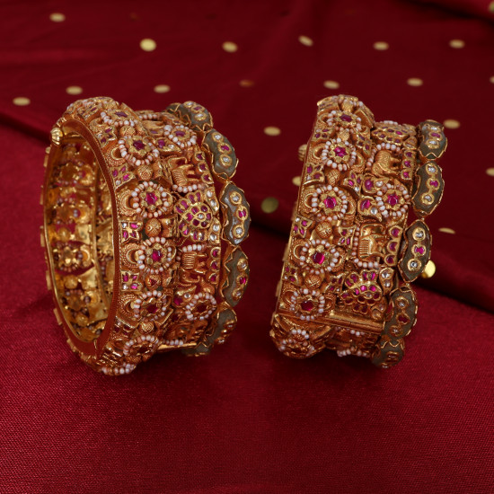  Bangles