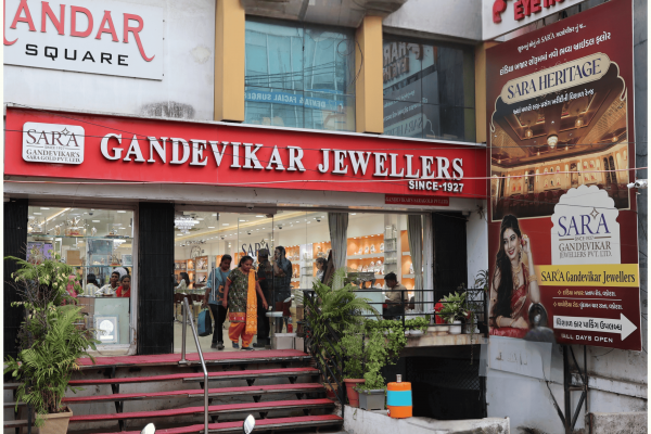 Dandia Bazar Silver Showroom