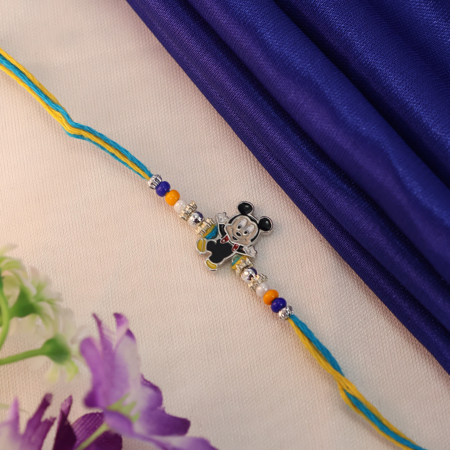  A Rakhi 