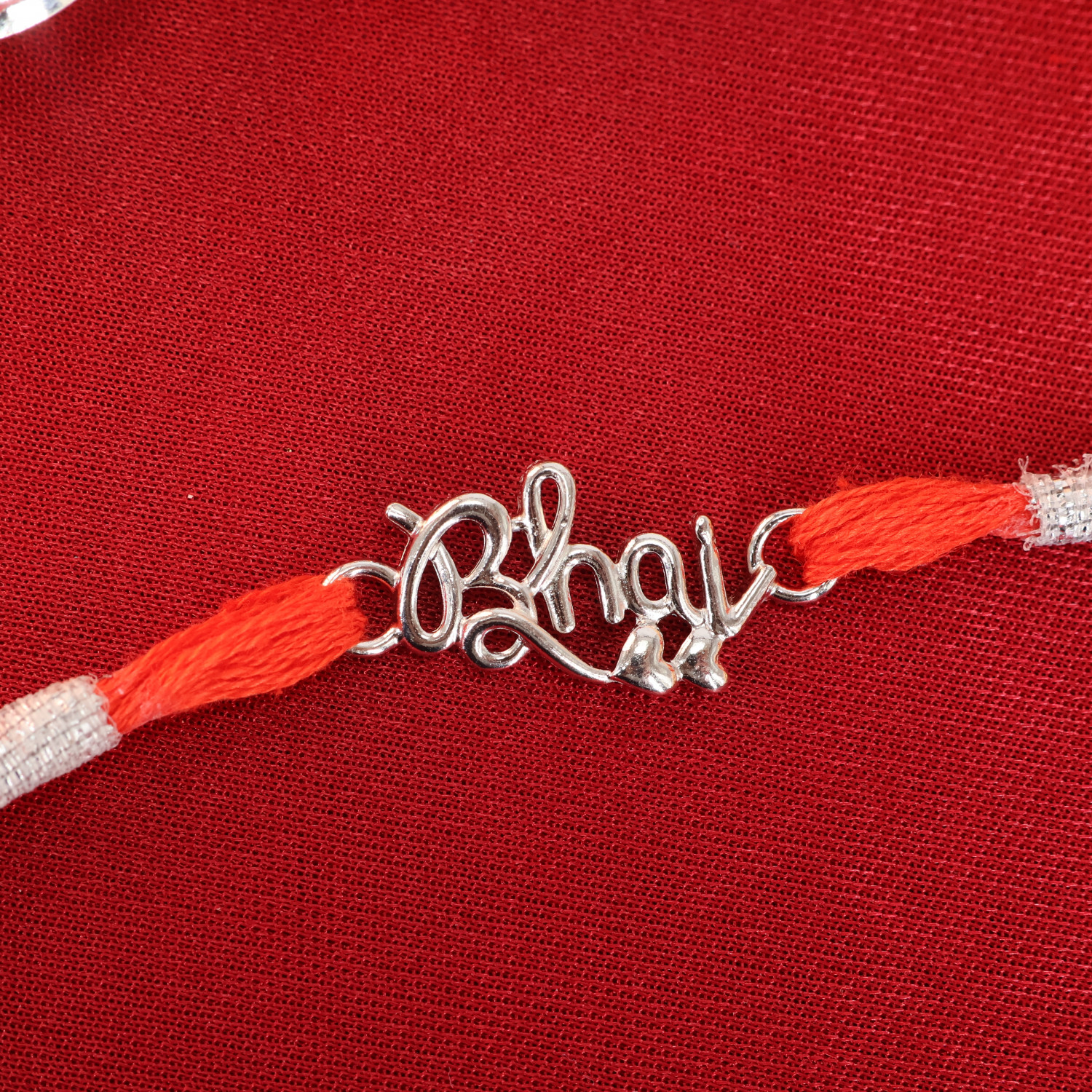 A Rakhi 