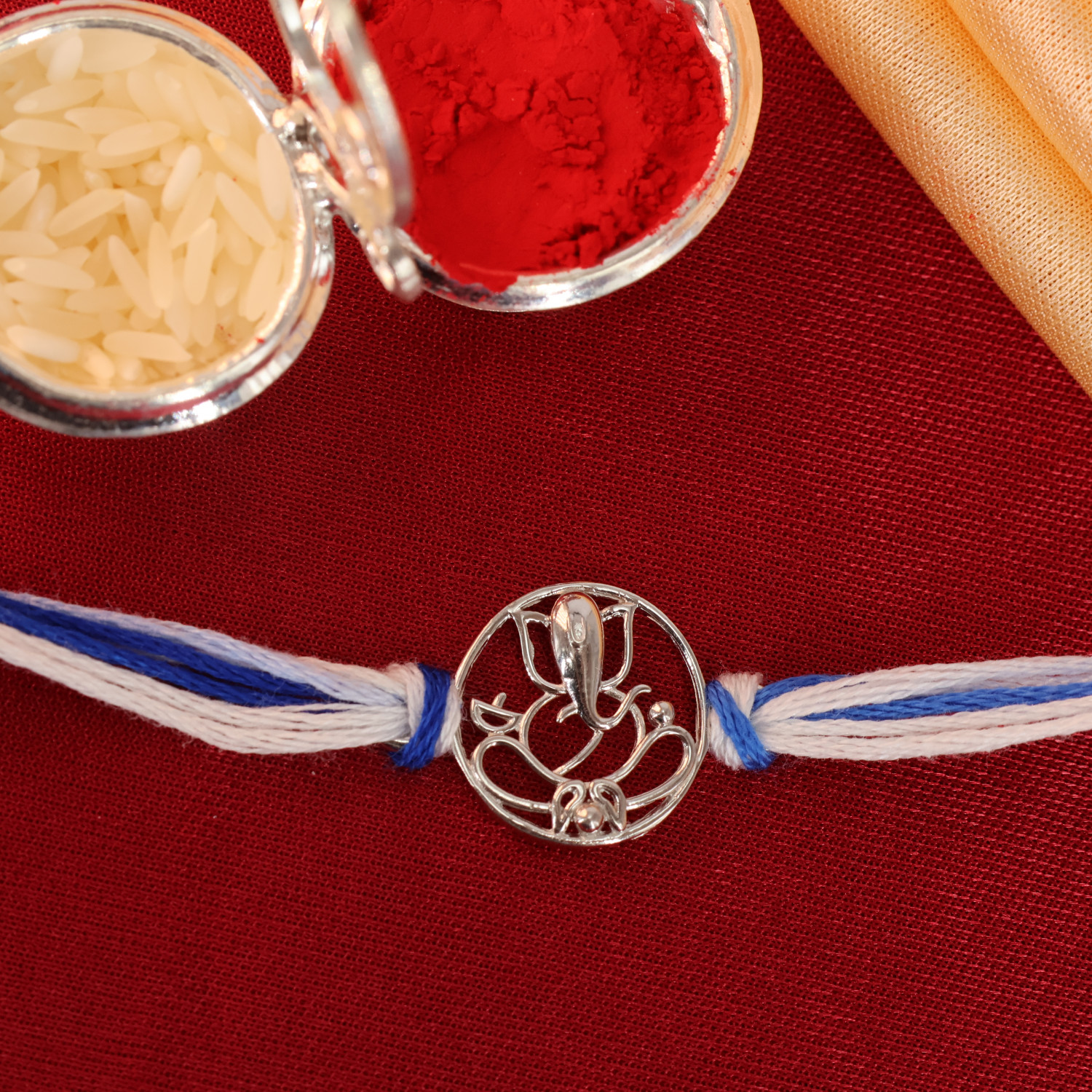  A Rakhi 