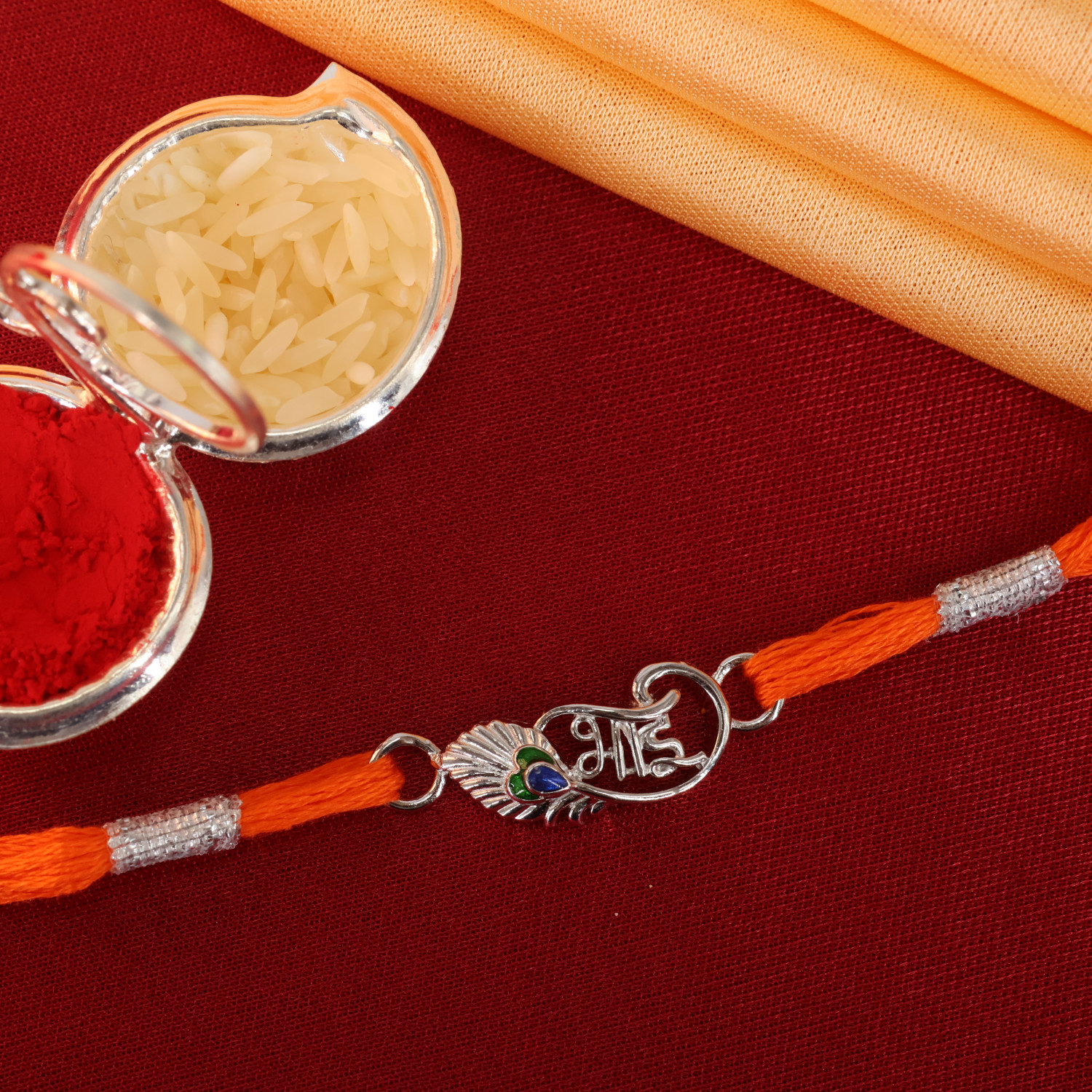  A Rakhi 