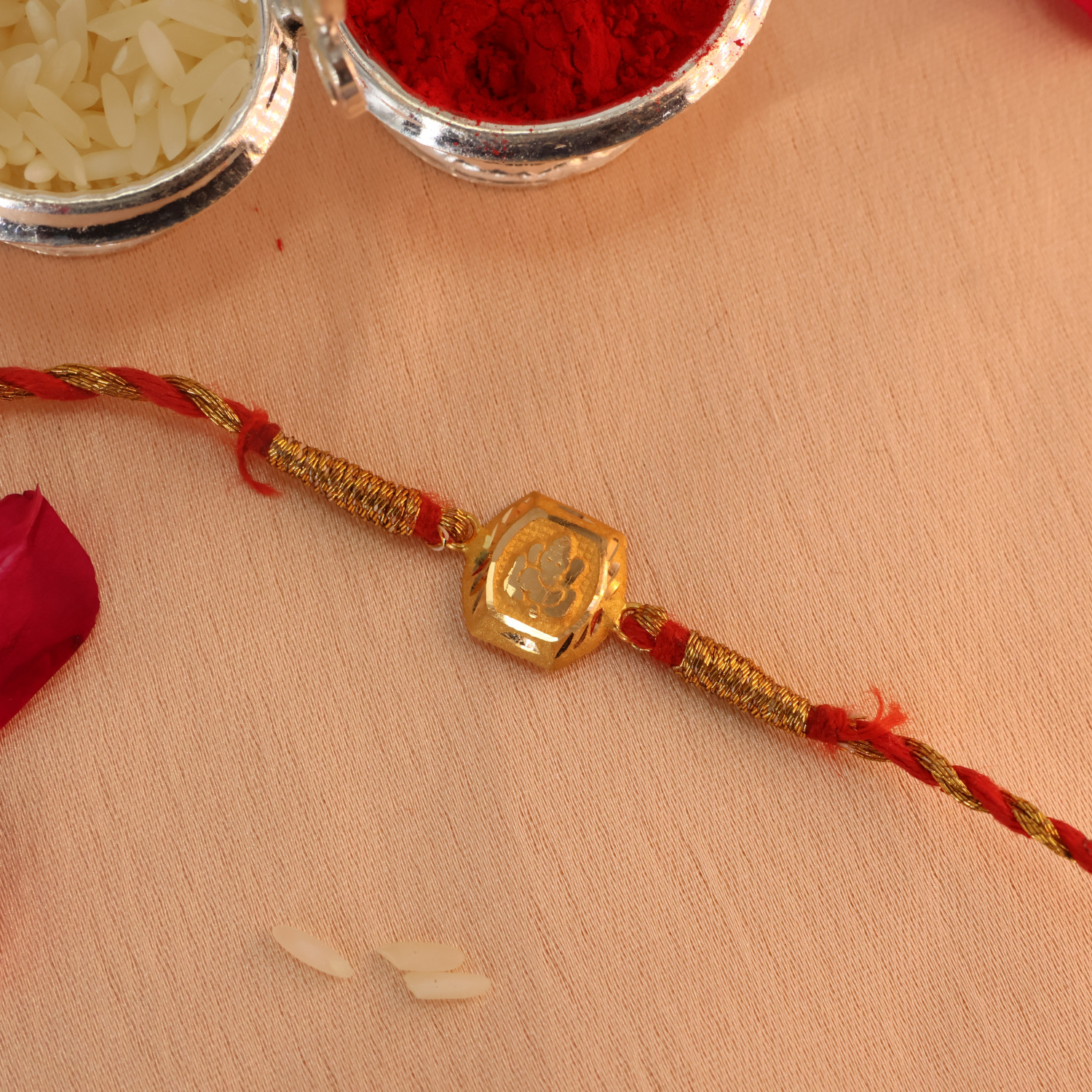  A Rakhi 