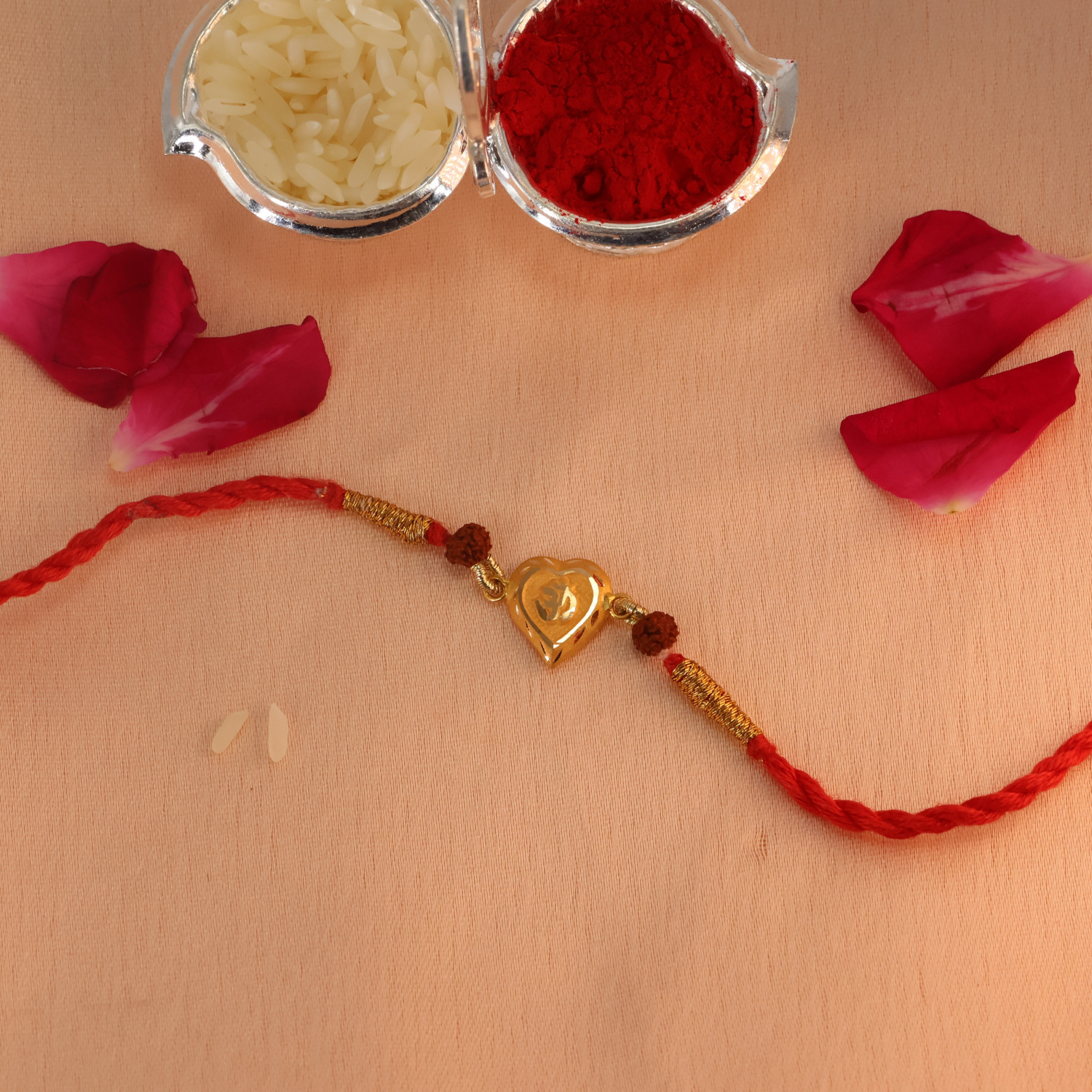  A Rakhi 