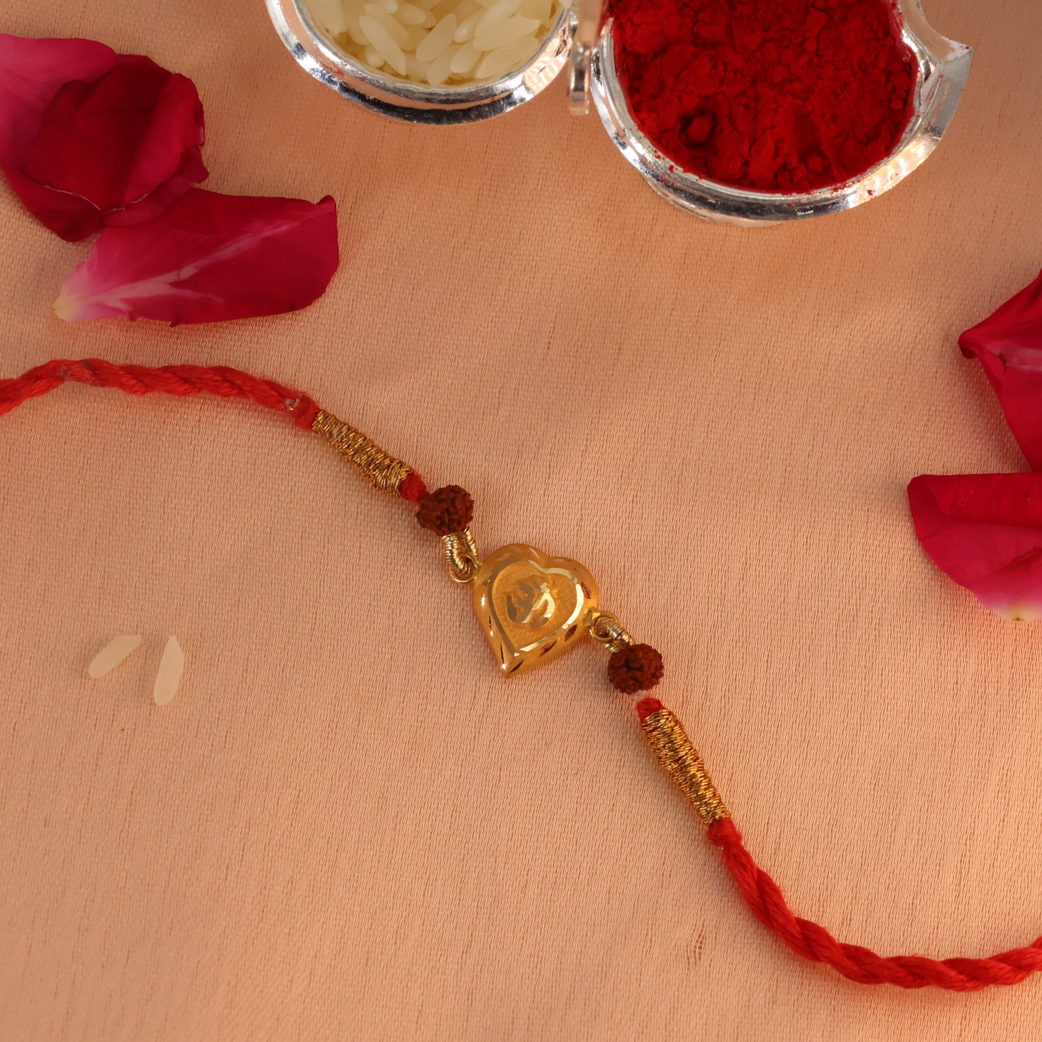  A Rakhi 