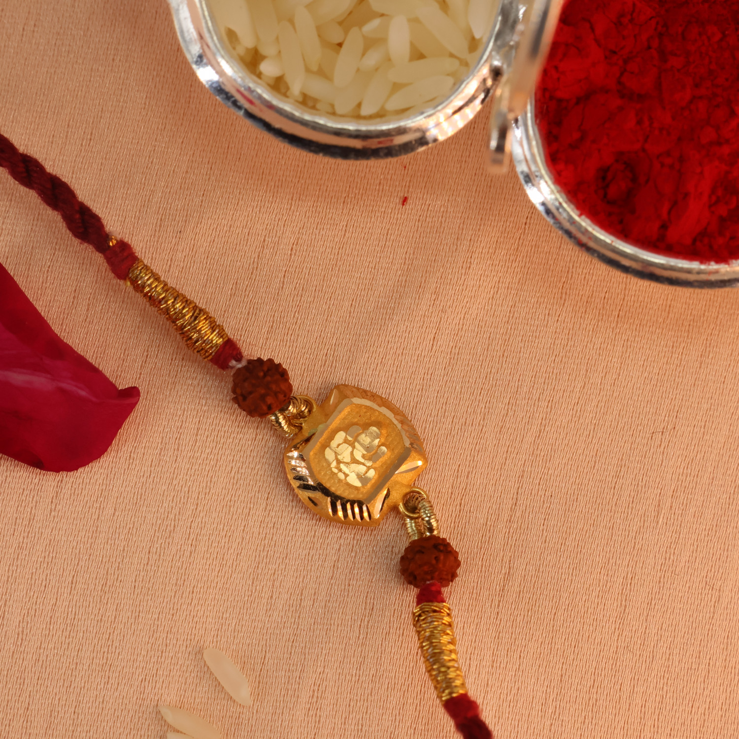  A Rakhi 
