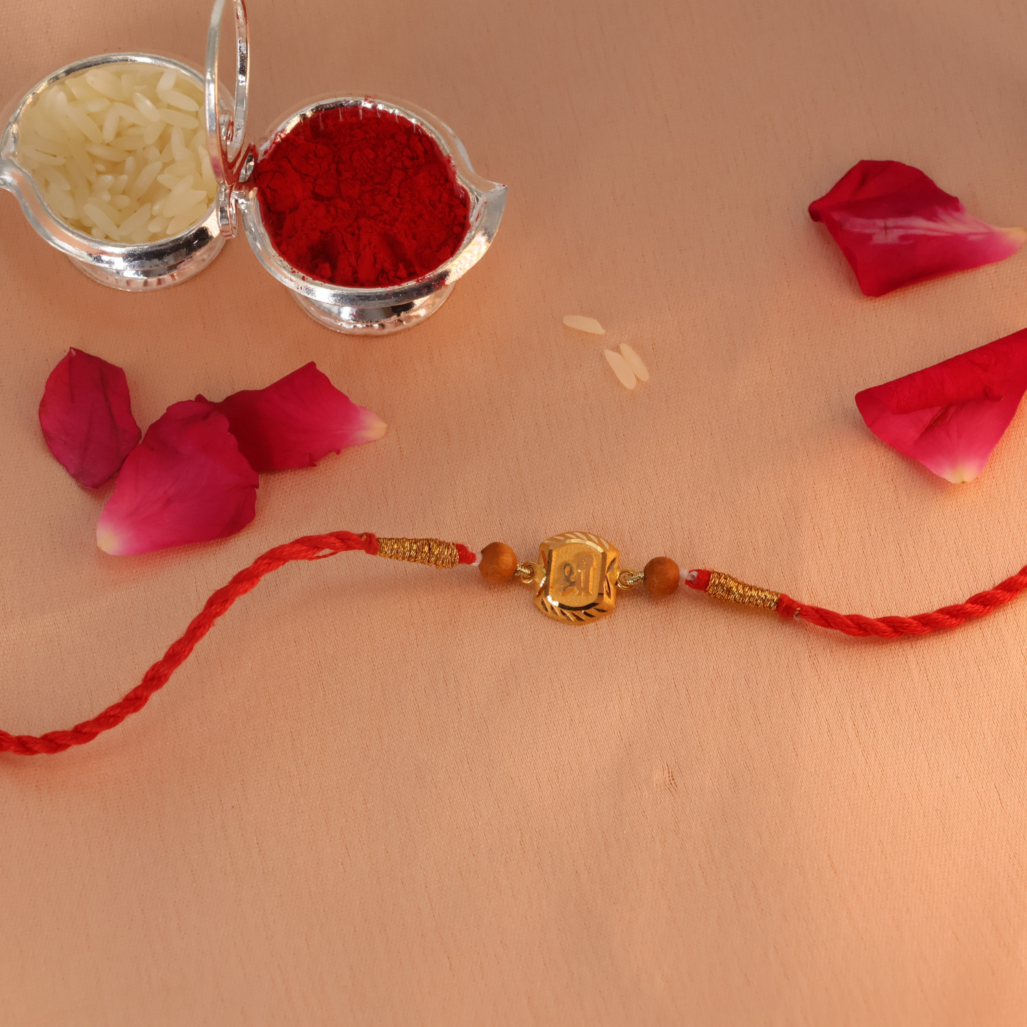  A Rakhi 