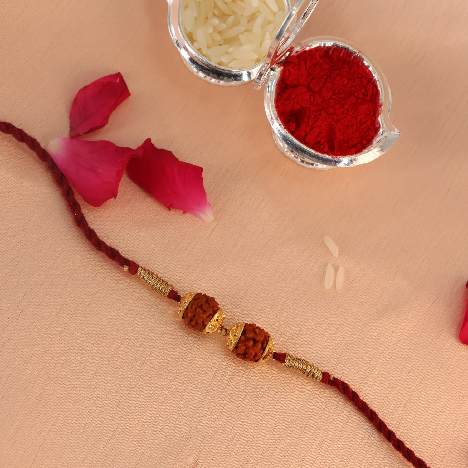  A Rakhi 