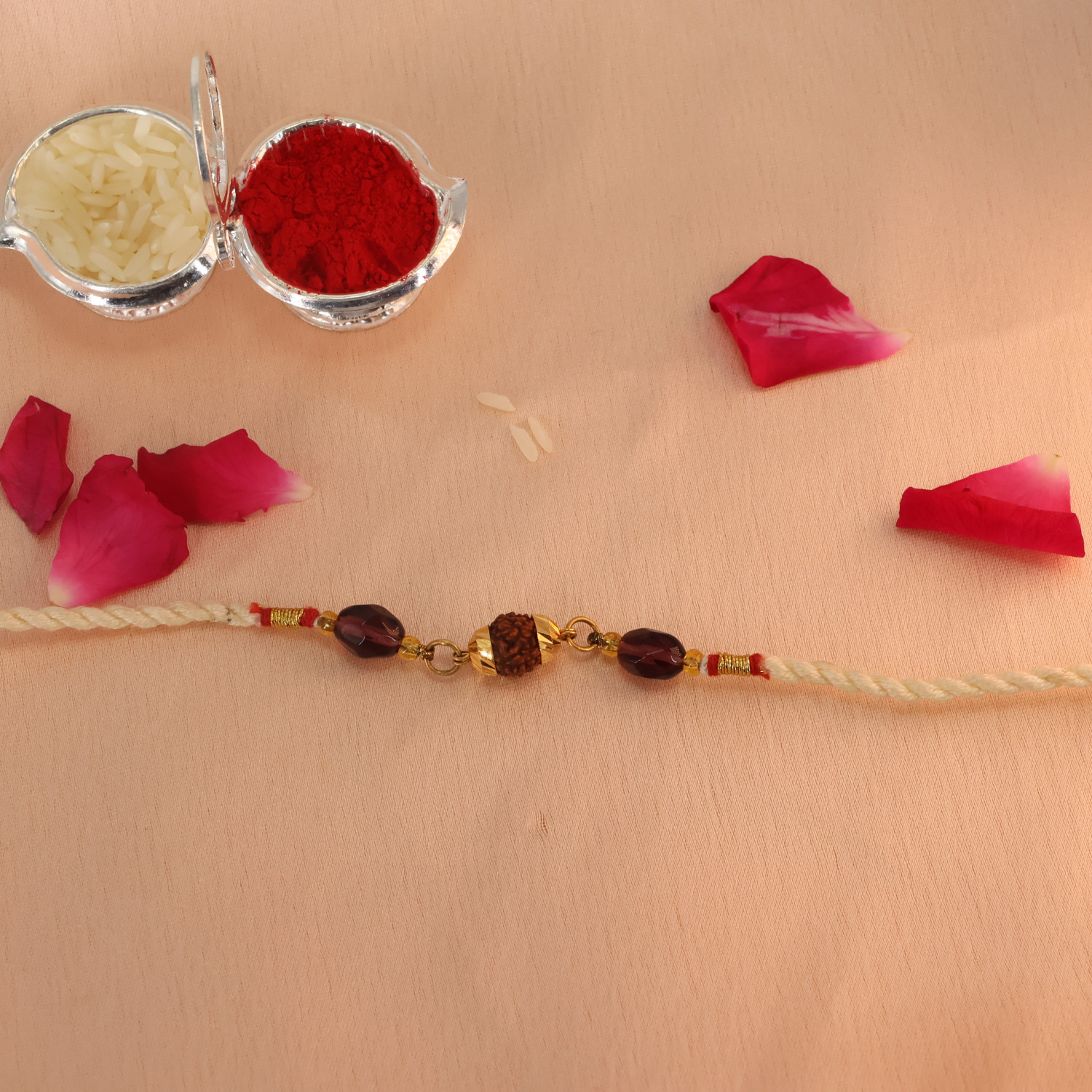  A Rakhi 
